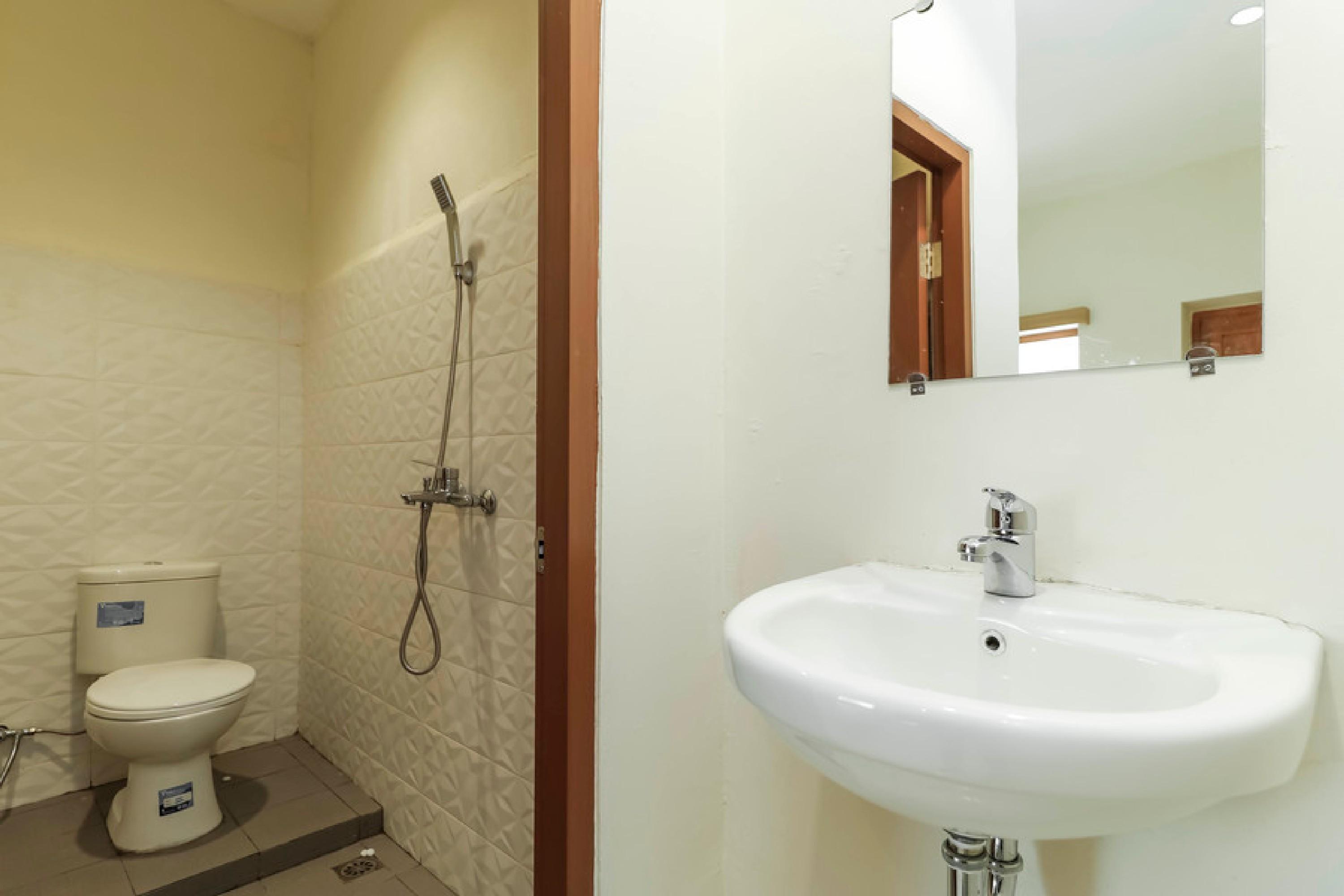 Reddoorz Plus @ Slamet Riyadi Surakarta  Exterior photo